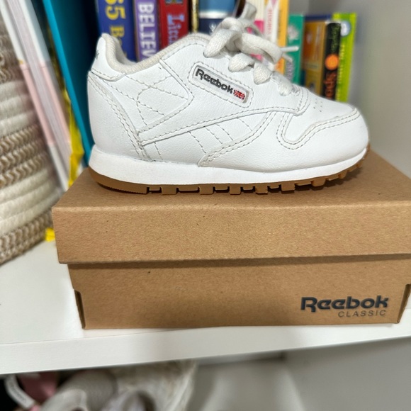 Toddler sneakers - Picture 4 of 4